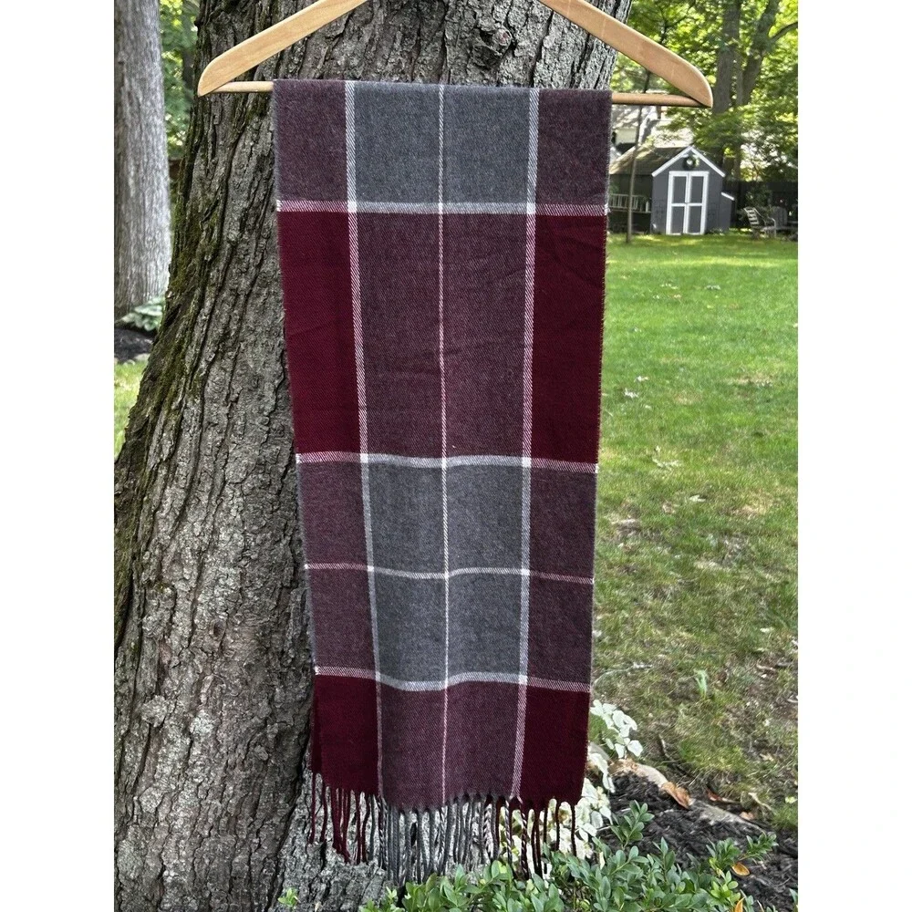Geoffrey Beene Cashme Acrylic Plaid Scarf Made in Italy Maroon Grey Fringe SOFT!